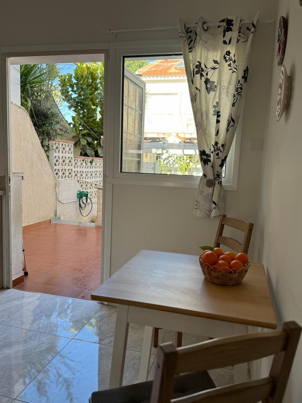 Seaside Serenity Villa Larnaca Esterno foto
