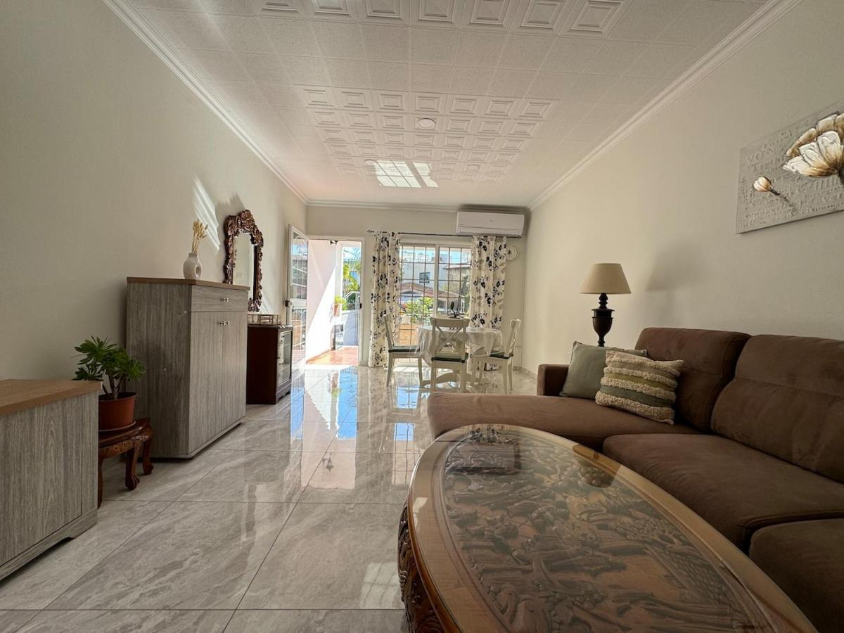 Seaside Serenity Villa Larnaca Esterno foto